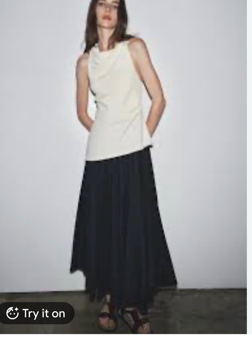 Zara Elegant white and black pleated dress  - Women